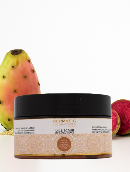 DERMAFIG Face Scrub Sweet Almond & Argan : Refines skin grains - Unified and Illuminated complexion